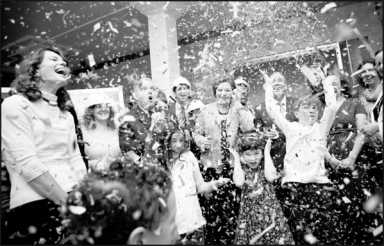 Another tenant for Hud. Sq. 8 kids-2011-05-03_z