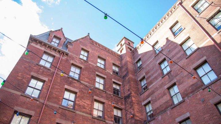 Youth hostels in NYC