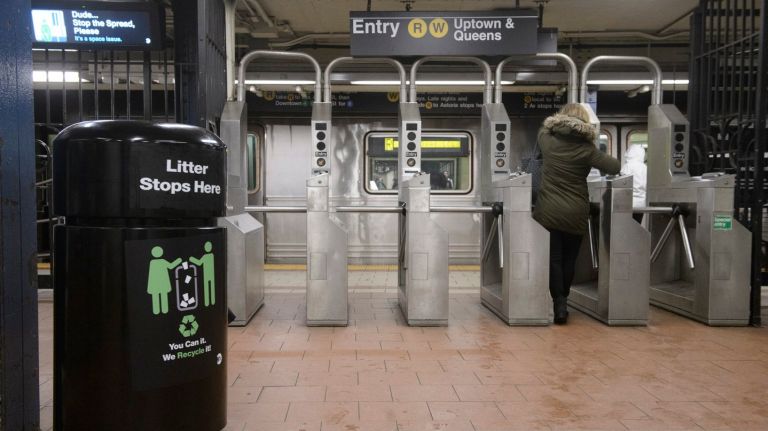 AMNWTRASH0329_U4U_WEB