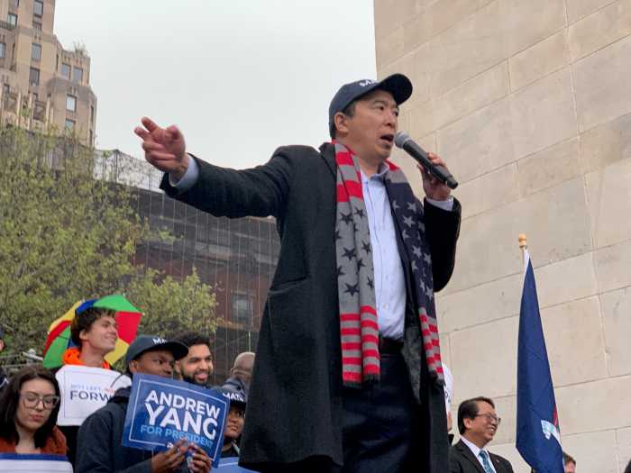 The Humanity Forward Coronavirus Relief Fund dedicates $1,000 to 1,000 Bronx households 3