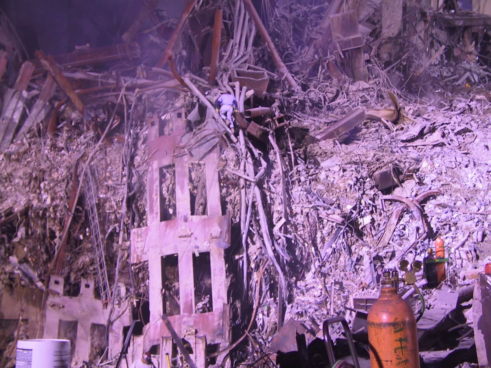 Stunning trove of Ground Zero photos discovered 10 The above photo and all below are a sample of the discovered images taken in the weeks after 9/11. All are from Oct. 5, 2001, except for the last one, which is from Oct. 4. (Courtesy Jason Scott)