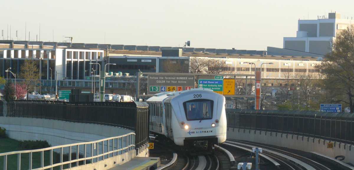 JFK_AirTrain_01