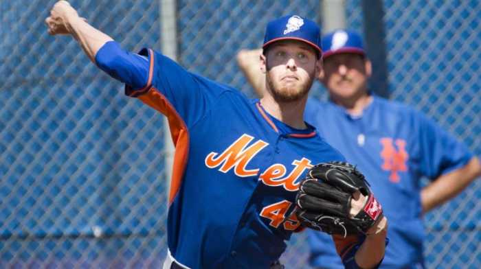 Zach Wheeler throws a bullpen session during spring training
