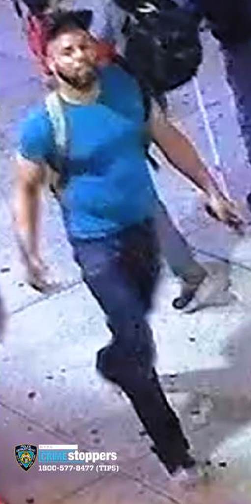 Man robbed at gunpoint in Chelsea 2