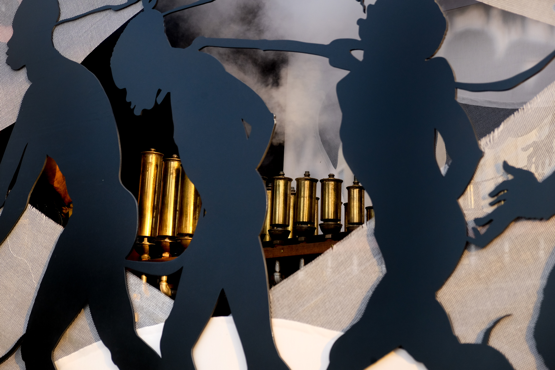 Kara Walker’s one-day 'Katastwóf Karavan' at the Whitney closes traffic 5