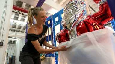 amnwMACYS191002_photos