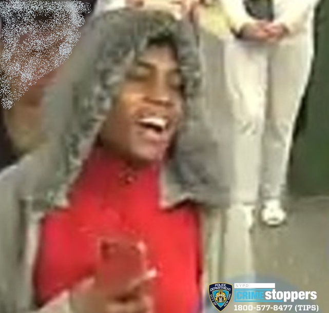 Man groped while riding Q train 2