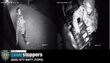 Group mugs man on Avenue C, police say 2