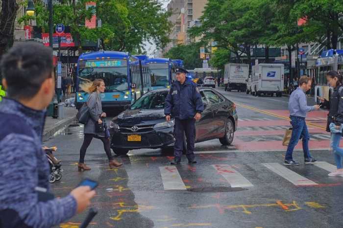 Mayor de Blasio not acting fast enough to save transit opportunities, advocates say 5