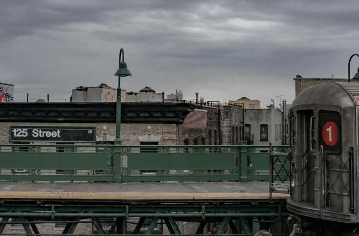 LIRR service suspended on three lines alongside above-ground subway lines as Hurricane Isaias closes in 5