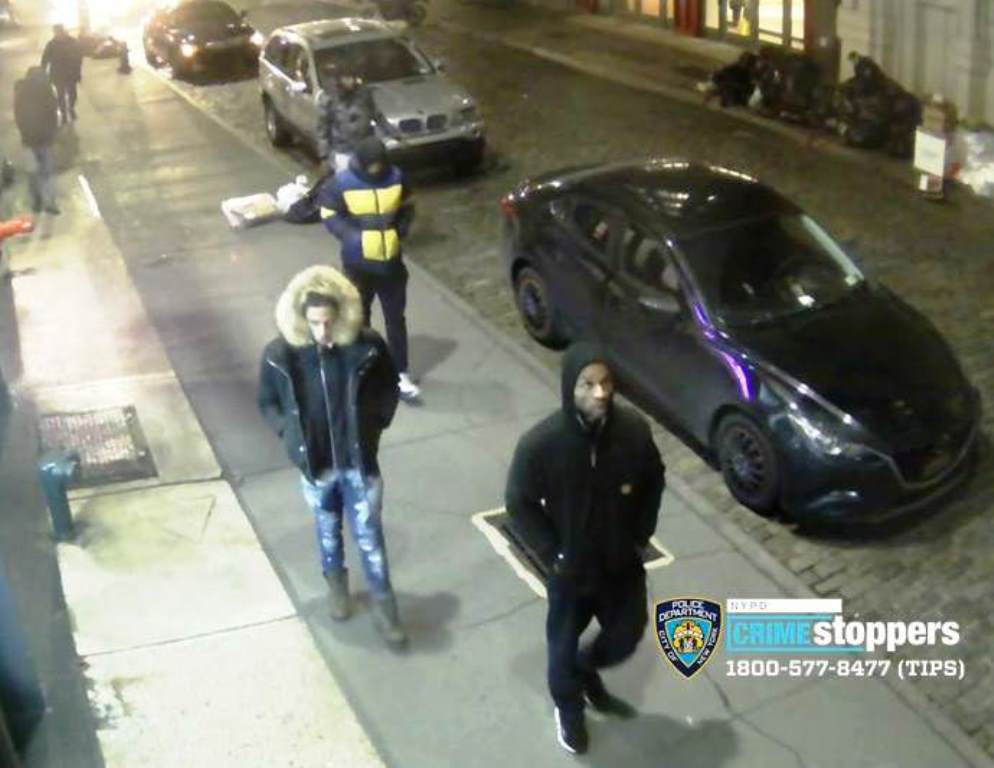 Burglars smash way into Mackage's SoHo boutique, steal $40,000 in coats: cops 2