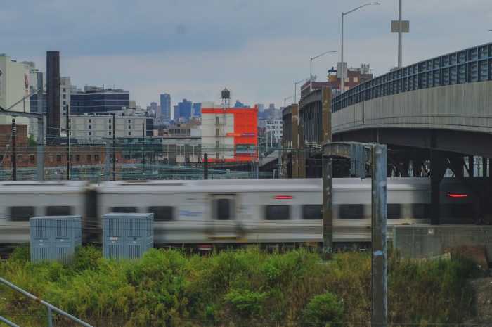 MTA says up to $1 fare hike, 40% service cuts, layoffs planned without federal aid 4