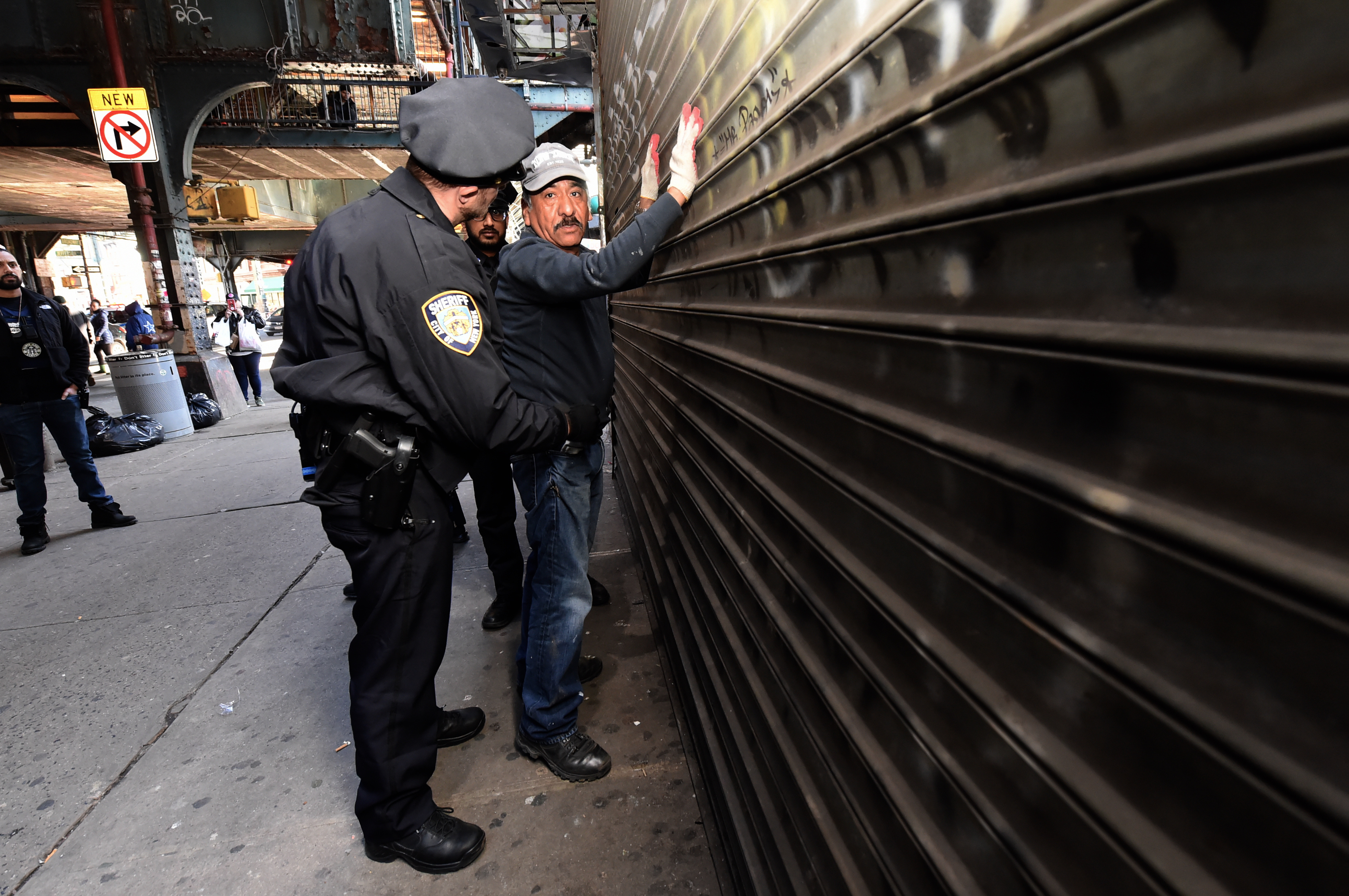 Notorious Brooklyn deli closed by Sheriff for non-payment of tobacco fines 2