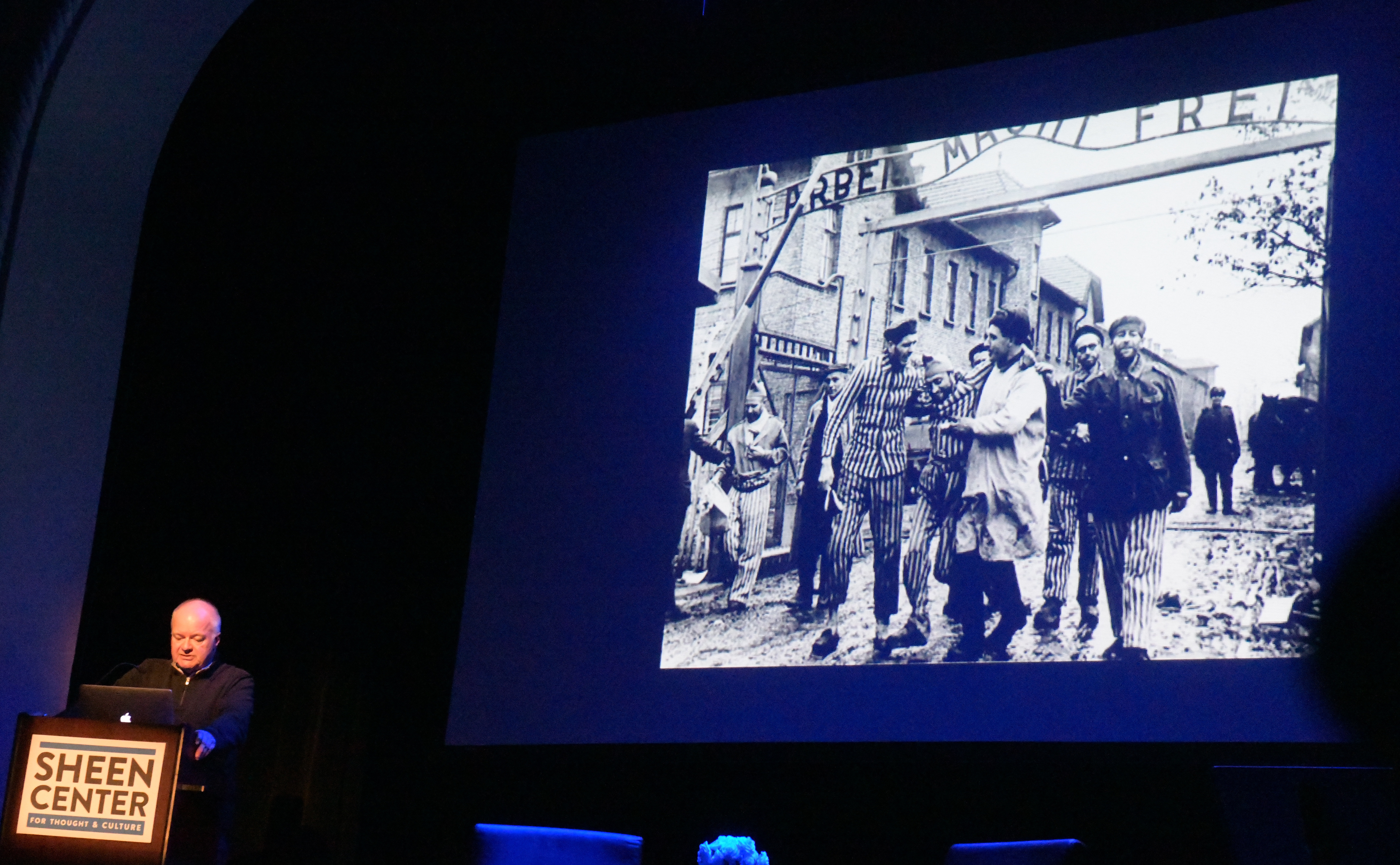 On anniversary of liberation of Auschwitz, speaker recounts racism and turning it into 'tourist attraction' 3