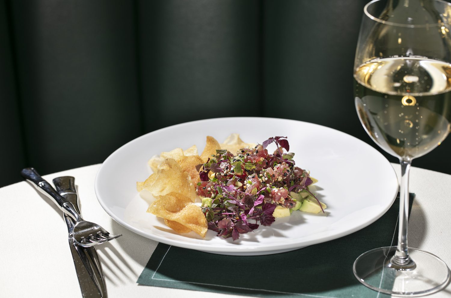 'Dining bonds,' happy hour to go, and lots of delivery: how to support the food industry during COVID-19 3