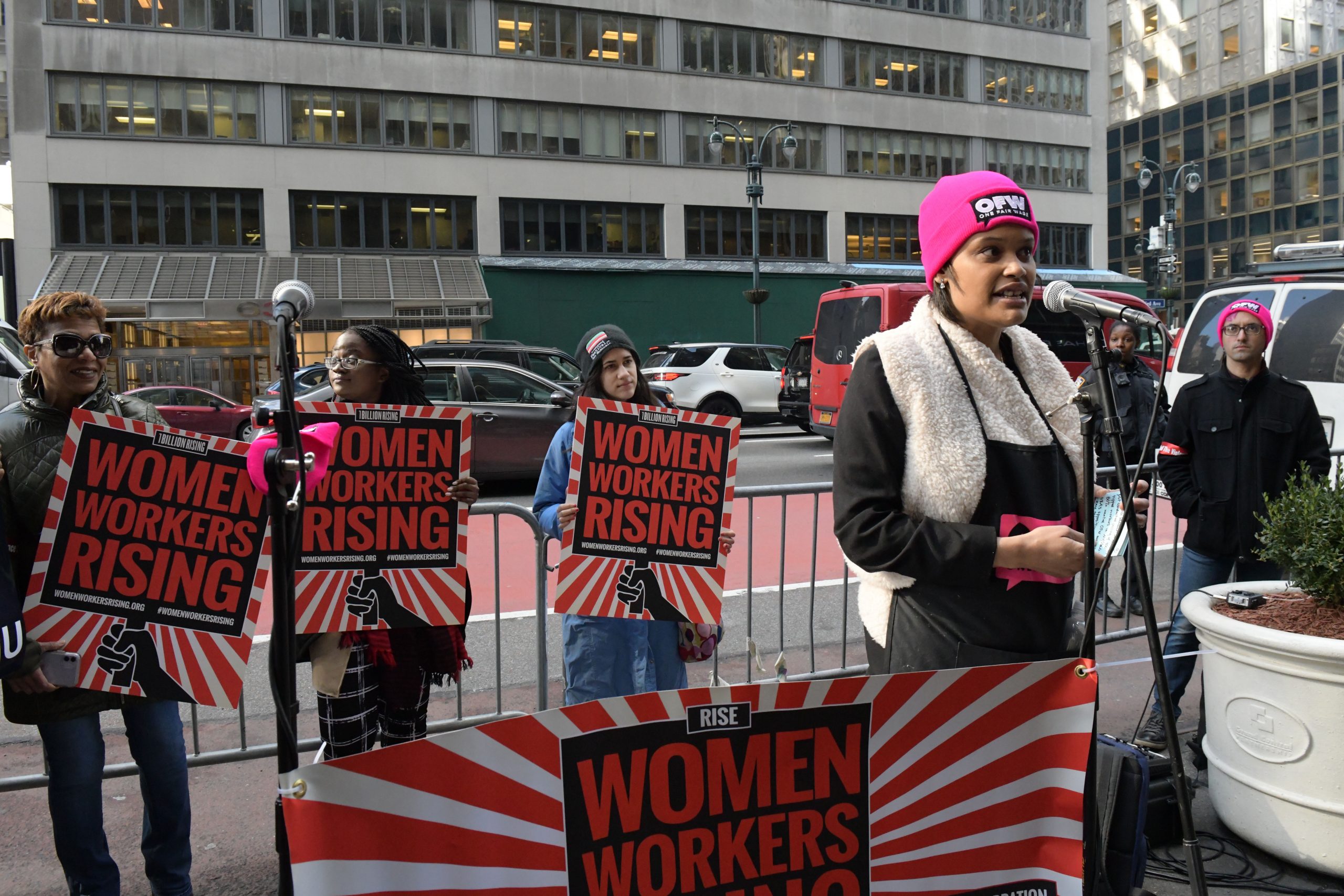 Restaurant workers rally in Manhattan for a more equal 'One Fair Wage' plan 3