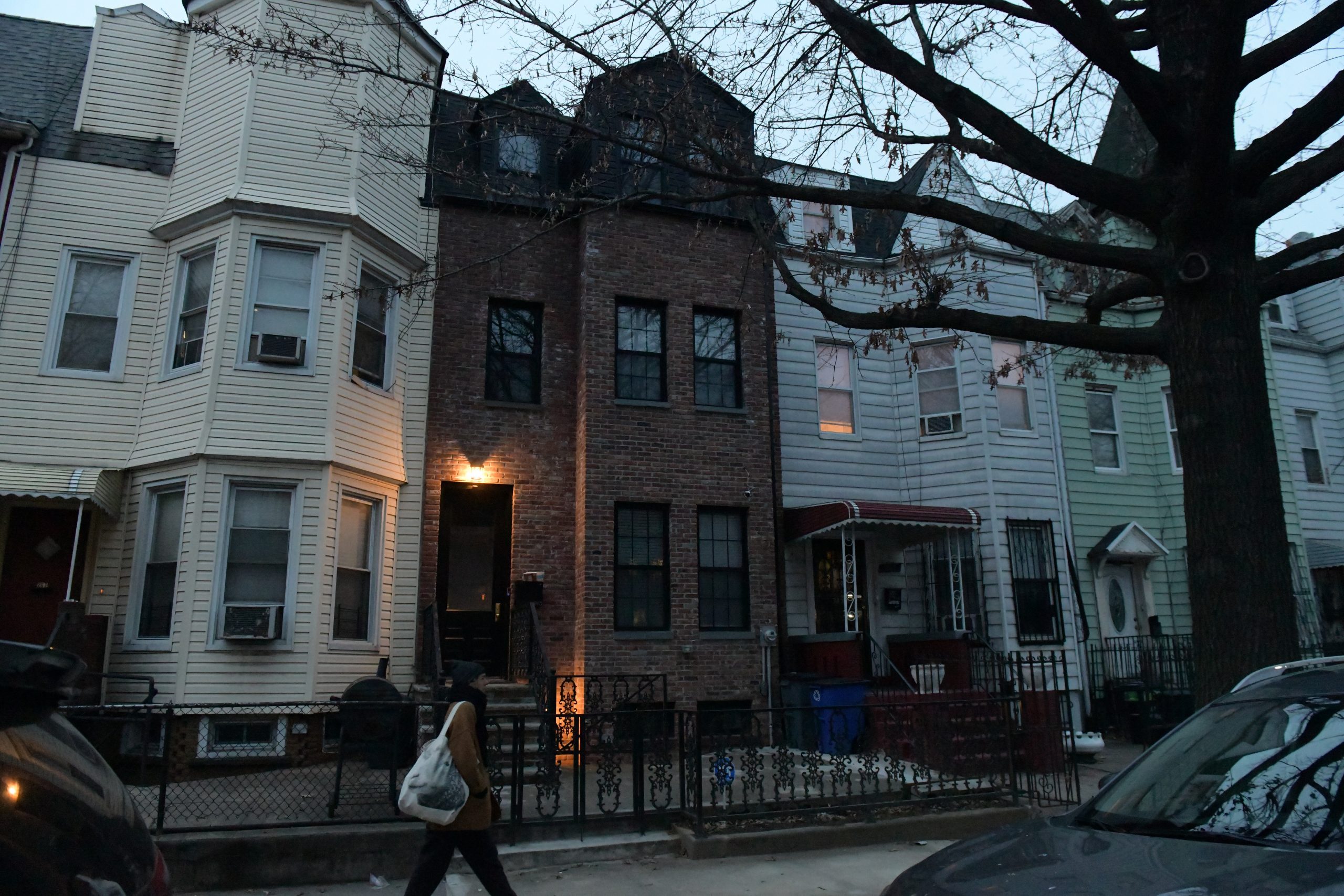 Questions linger in murder of Brooklyn couple who were stabbed in their home two years ago 2