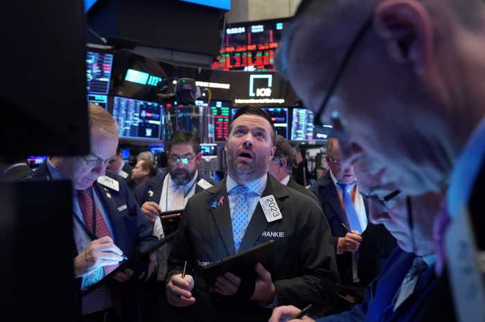 Wall Street clobbered as crude plummets, virus crisis deepens 3