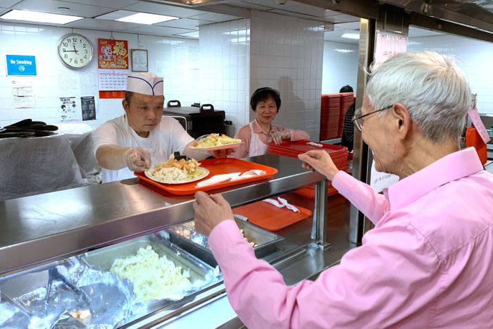 Senior centers scramble to serve hungry elders staying home after coronavirus 8
