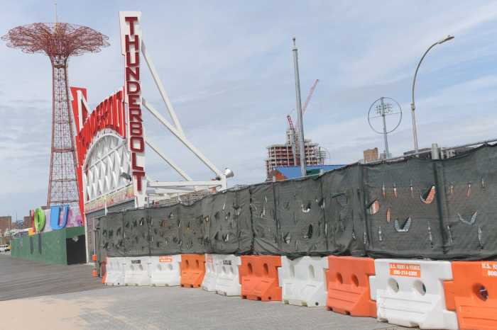 Parks Department plans for beach fences should crowds grow too large 5