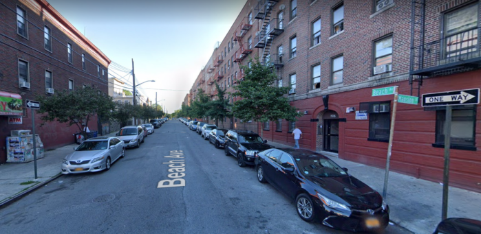 Pedestrian killed in hit-and-run along a Bronx street 5