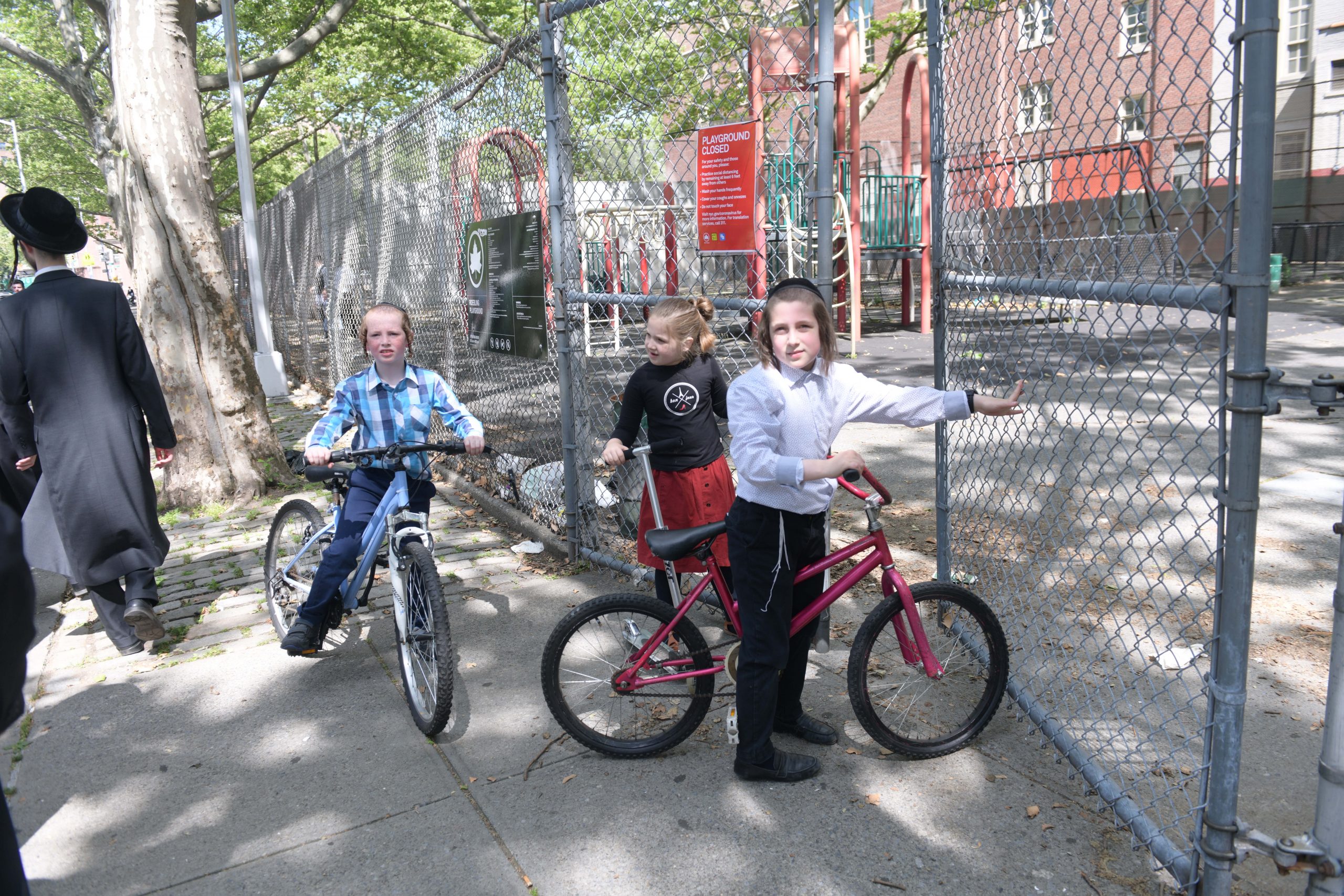 Playgrounds must remain closed until Phase 2 reopening, says mayor 2