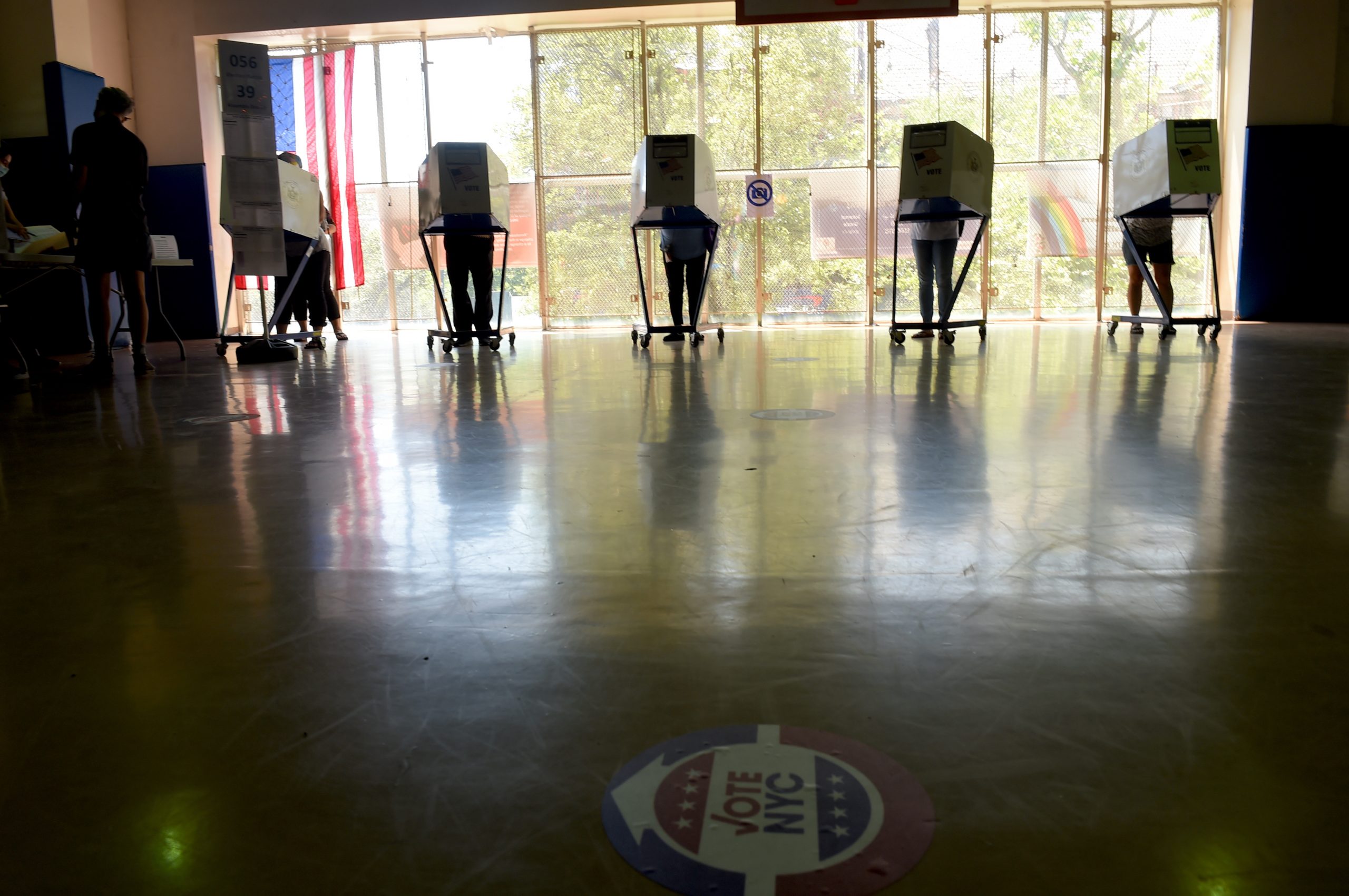 PRIMARY DAY: New Yorkers head to polls with caution during COVID-19 pandemic 2