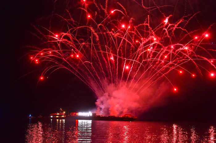 First night of Macy's July 4 Fireworks lights up Coney Island for small crowds 4