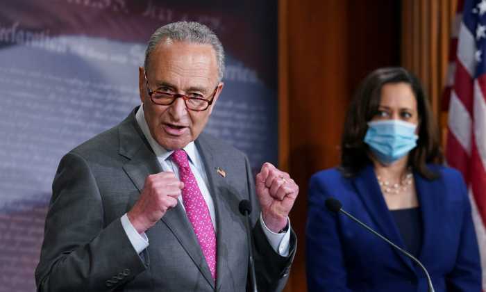 U.S. Democrats push to extend $600 weekly coronavirus unemployment benefit 5