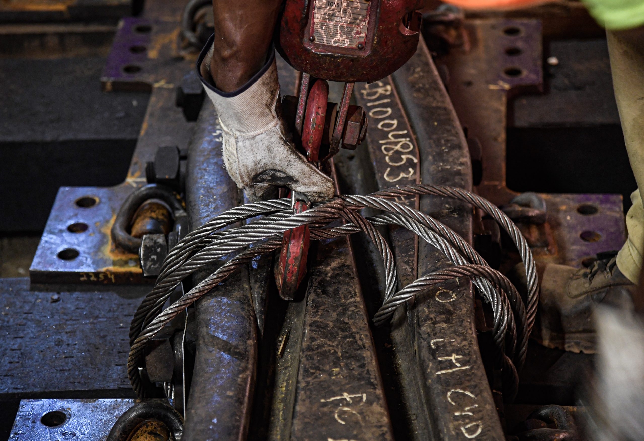 SEE IT: Get a closer look at the MTA's switch repairs on the 4-5-6 trains in Manhattan 6