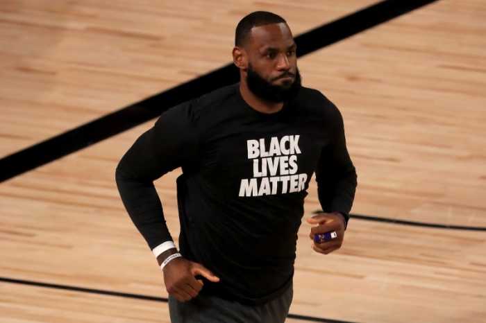 NBA star LeBron James emerges as potent political force ahead of U.S. election 4