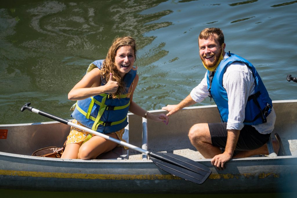Brooklyn man proposes to girlfriend while rowing on Gowanus Canal 2
