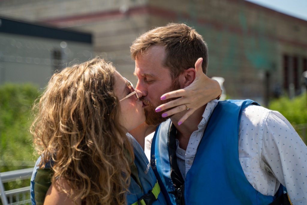Brooklyn man proposes to girlfriend while rowing on Gowanus Canal 4