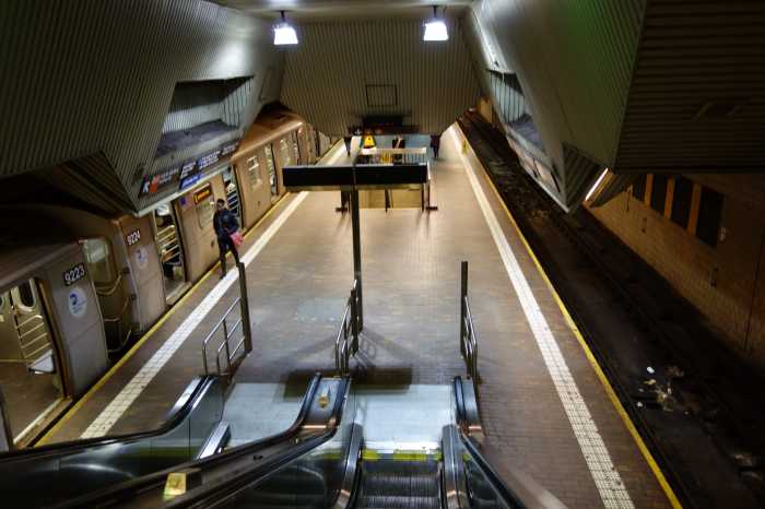 Two Queens meetings on major track work at end of E line in Jamaica 8