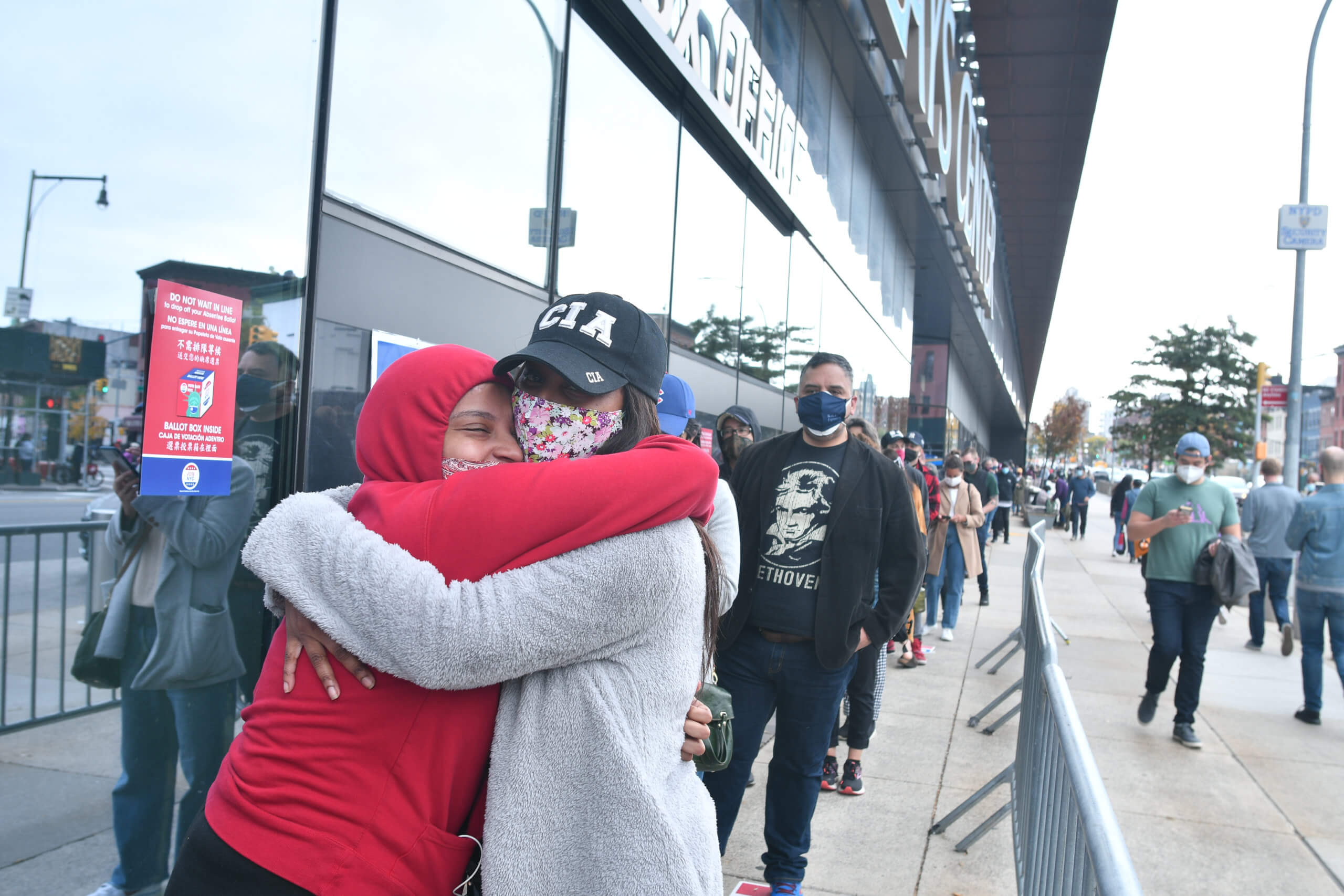 THEY VOTED: More than 93,000 New Yorkers cast ballots on first day of early voting 9