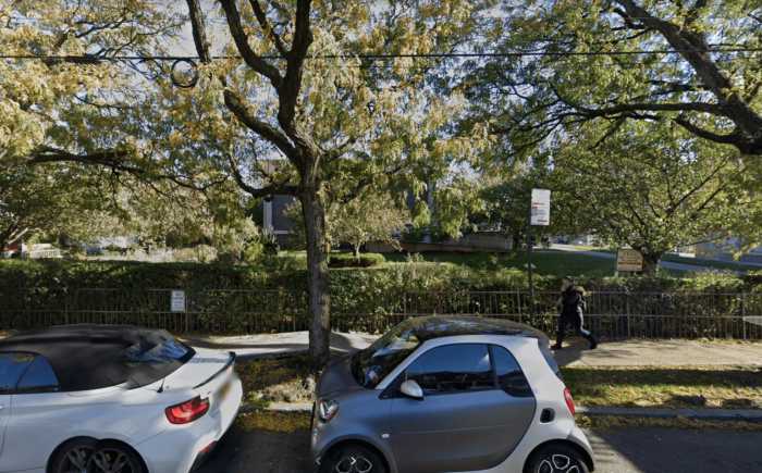 Man charged with hate crime for defacing synagogue in Brooklyn 3