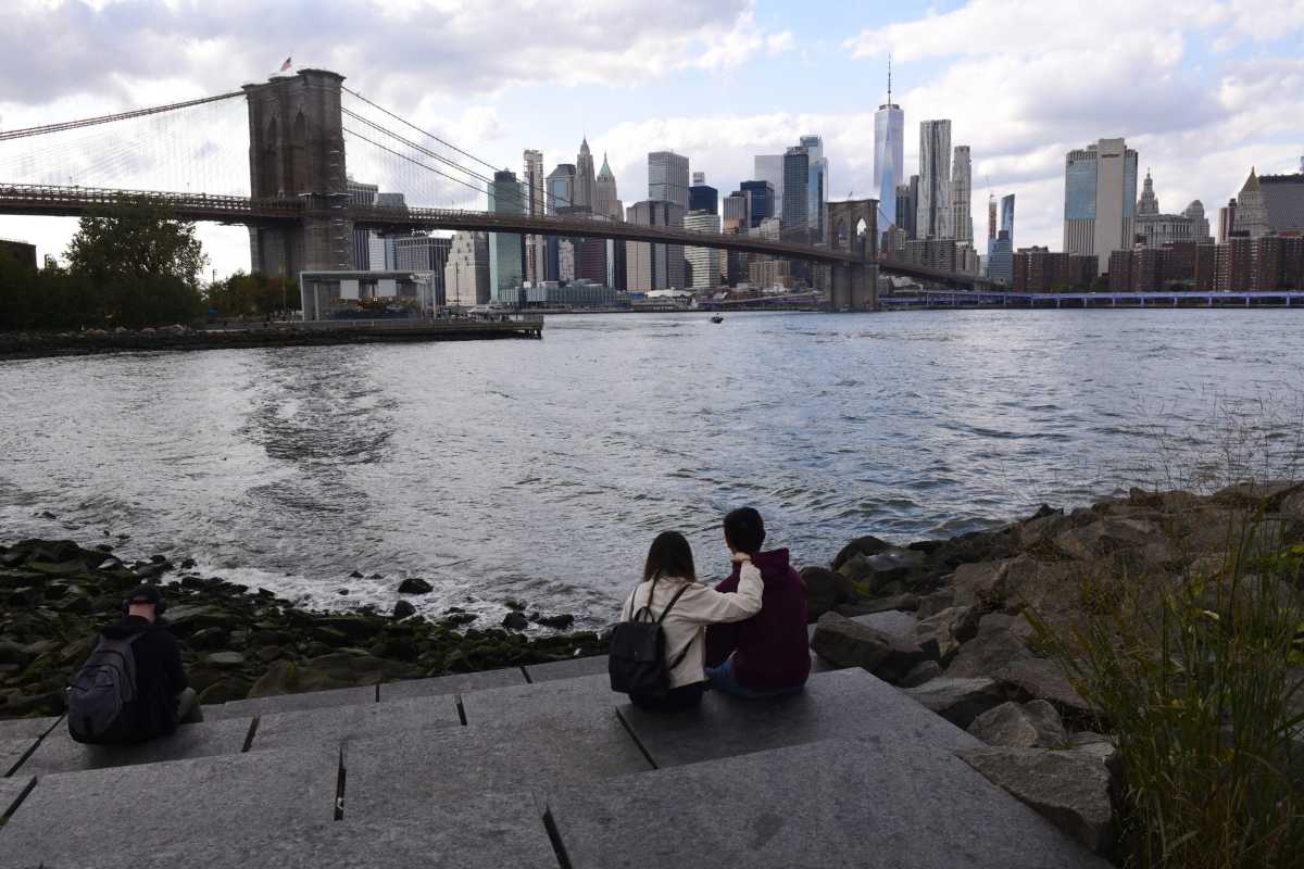 Residents in Brooklyn Heights enjoy sitting in Brooklyn Bridge Park