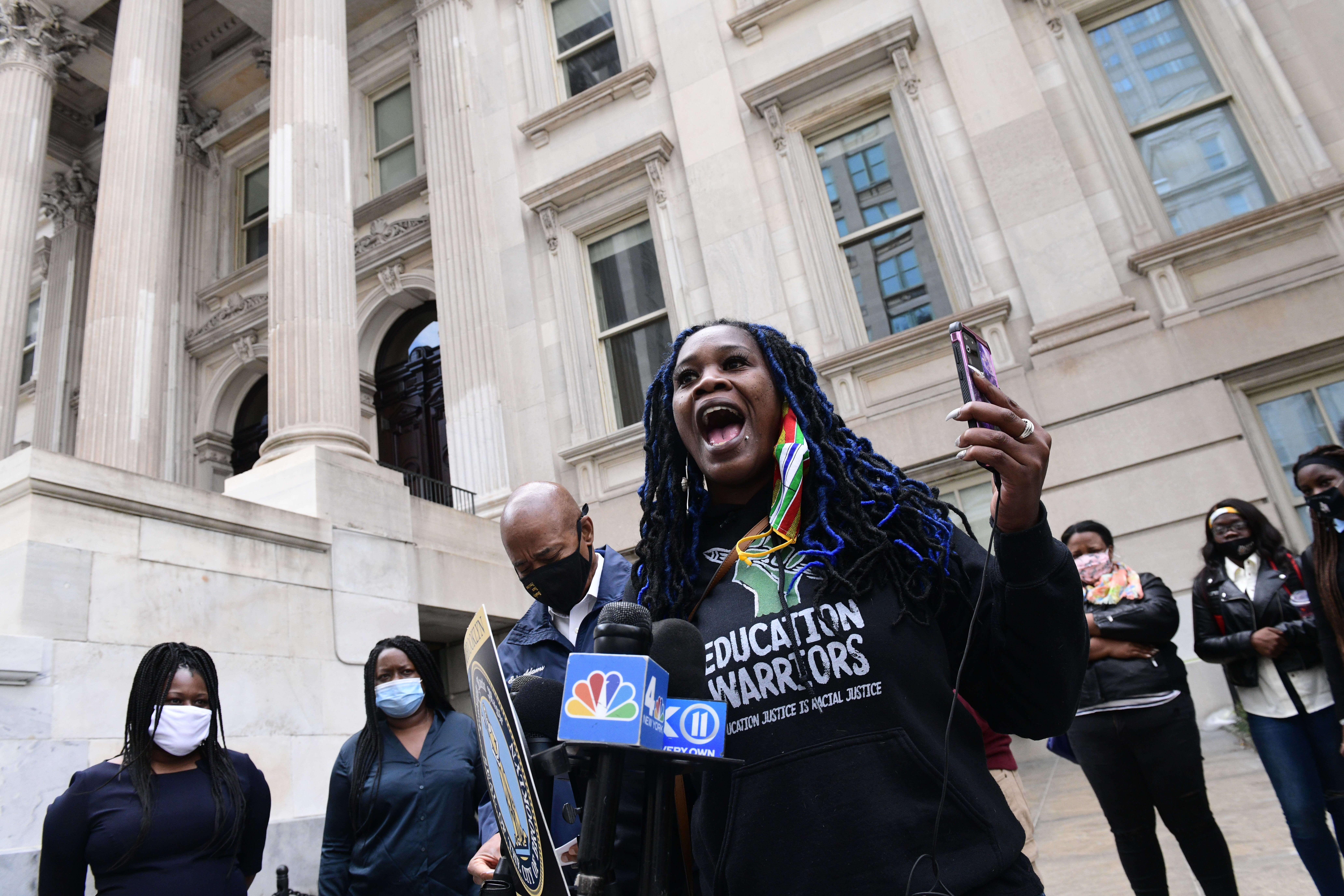 Failure to communicate: Manhattan rally slams city over tech gap among students 3