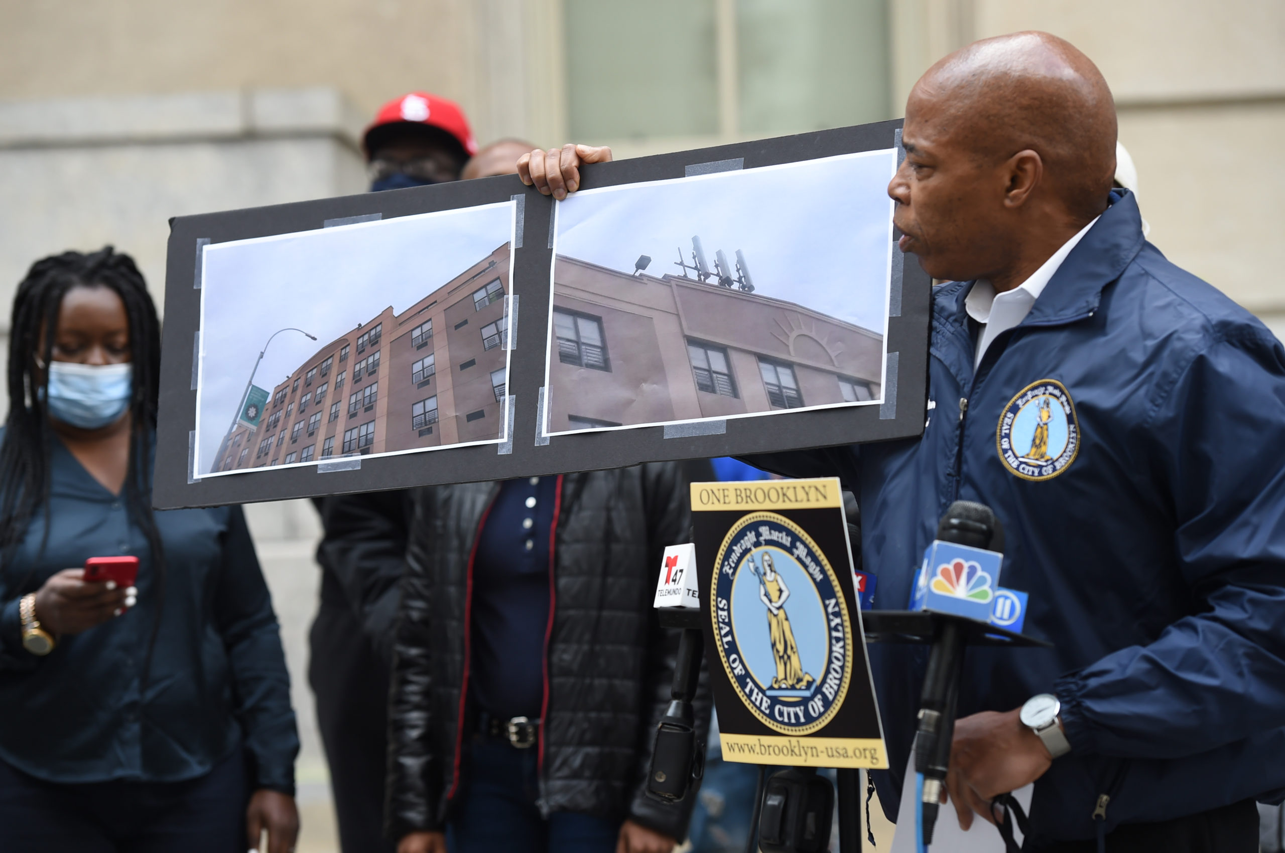 Failure to communicate: Manhattan rally slams city over tech gap among students 2