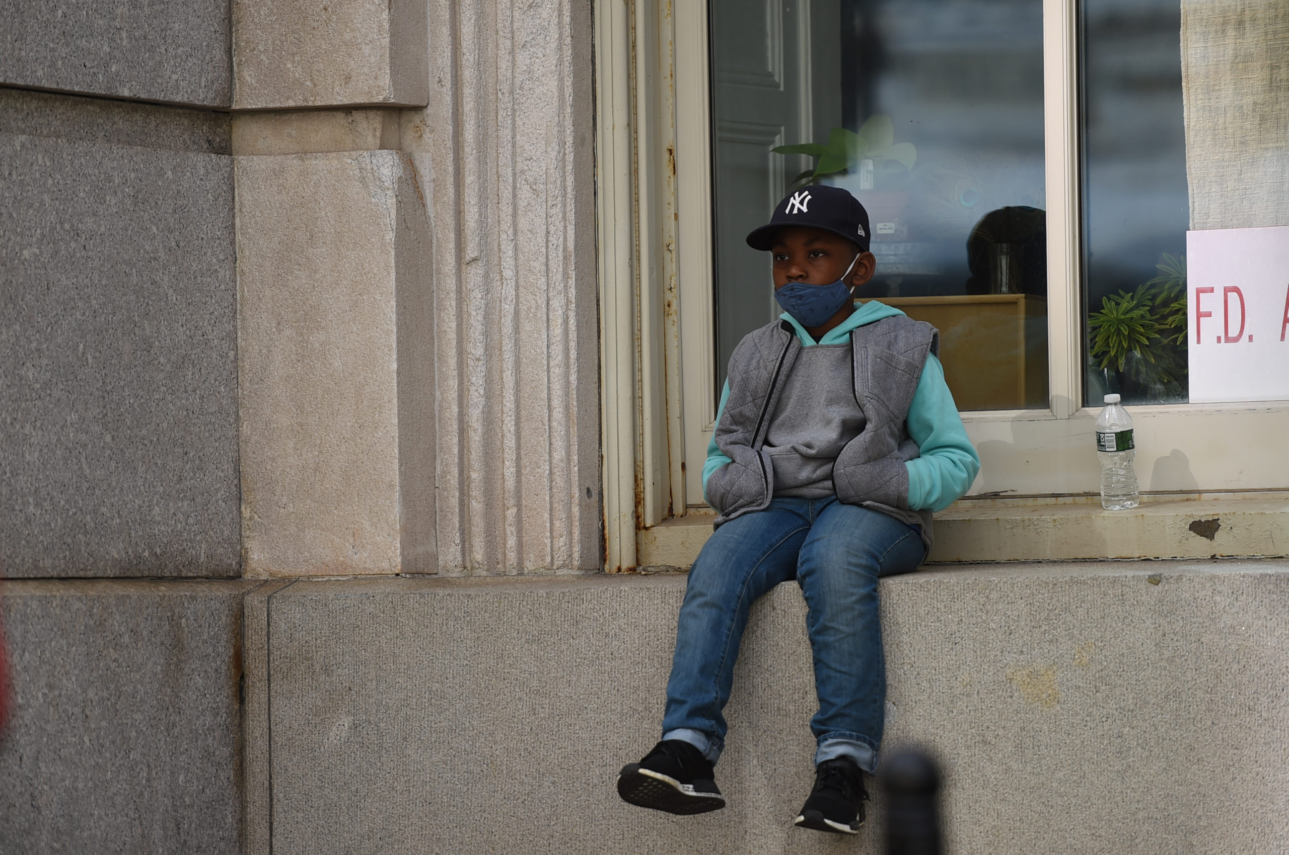 Failure to communicate: Manhattan rally slams city over tech gap among students 5