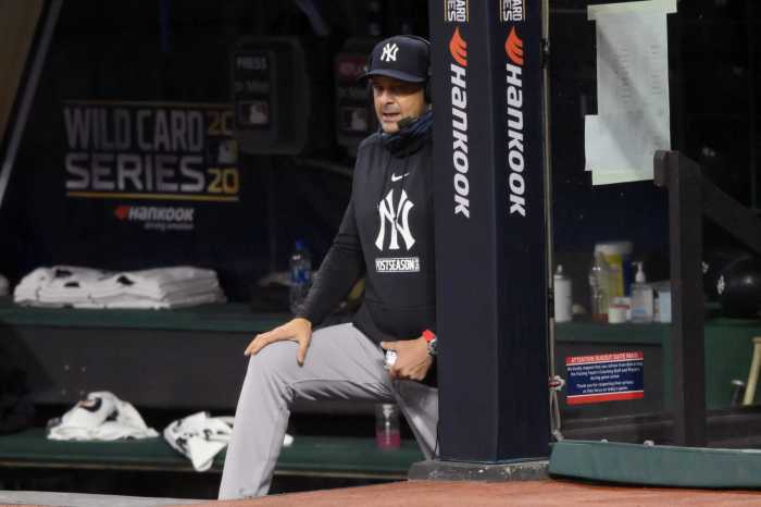 Re-ranking New York head coaches after Aaron Boone's puzzling opener call 5 Wild Card-New York Yankees at Cleveland Indians