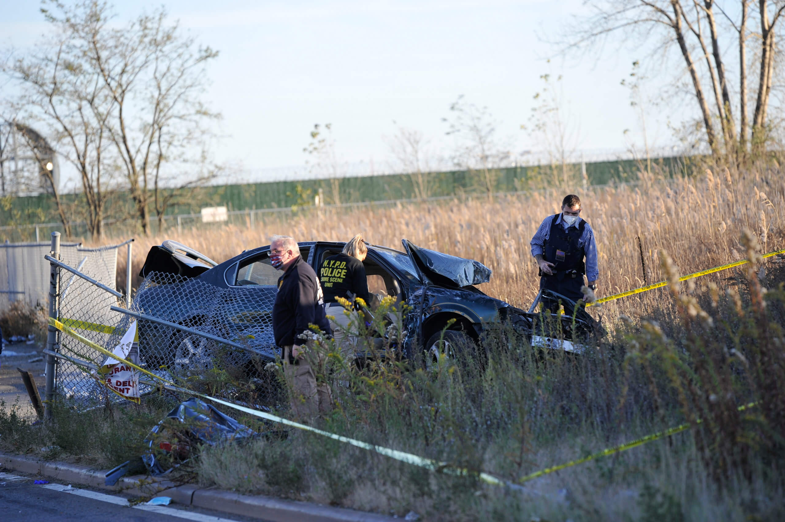 Two dead following gang-style drive-by shooting in broad daylight in Queens 2