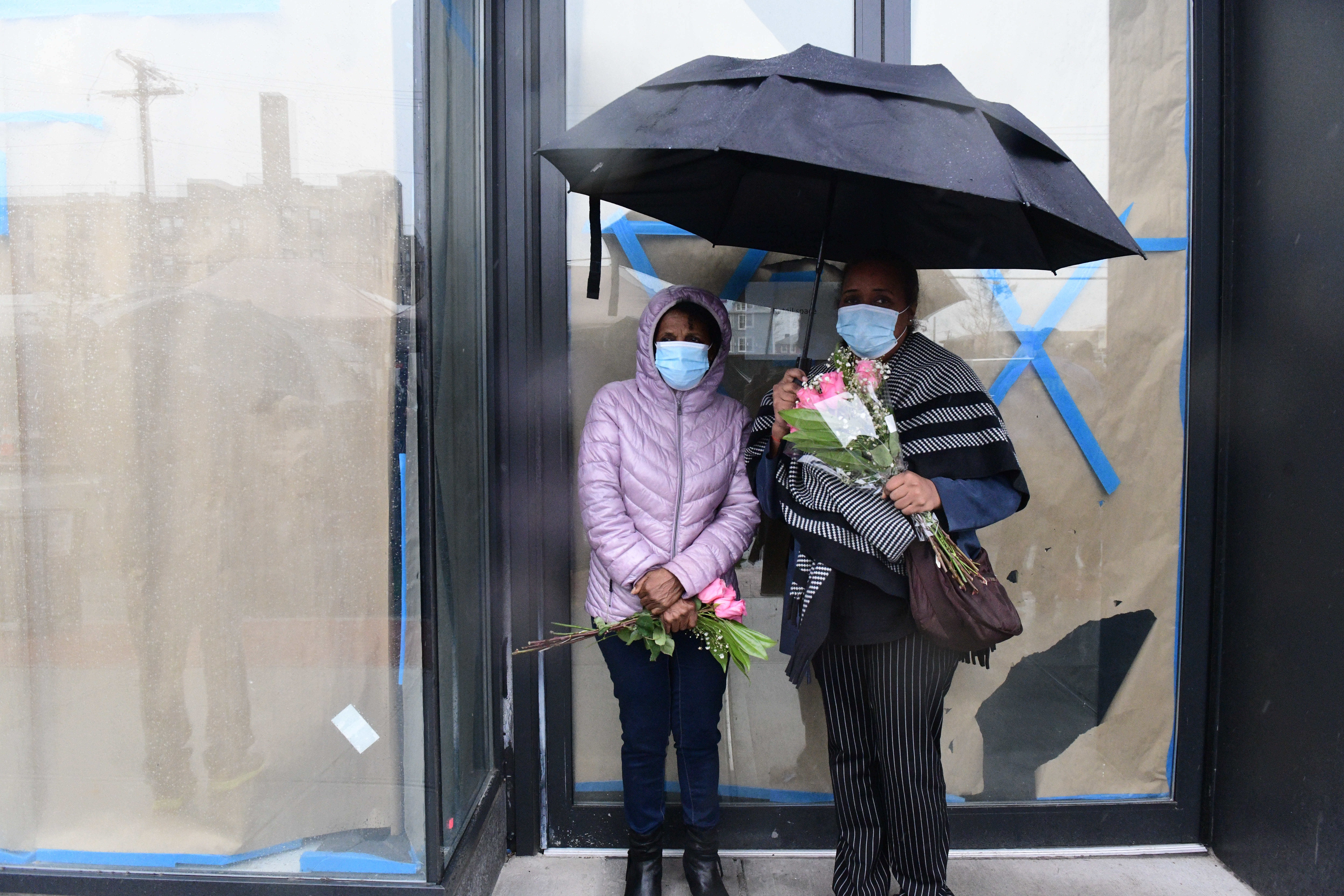 Pain continues in Rockaway 19 years after American Airlines Flight 587 crash 5