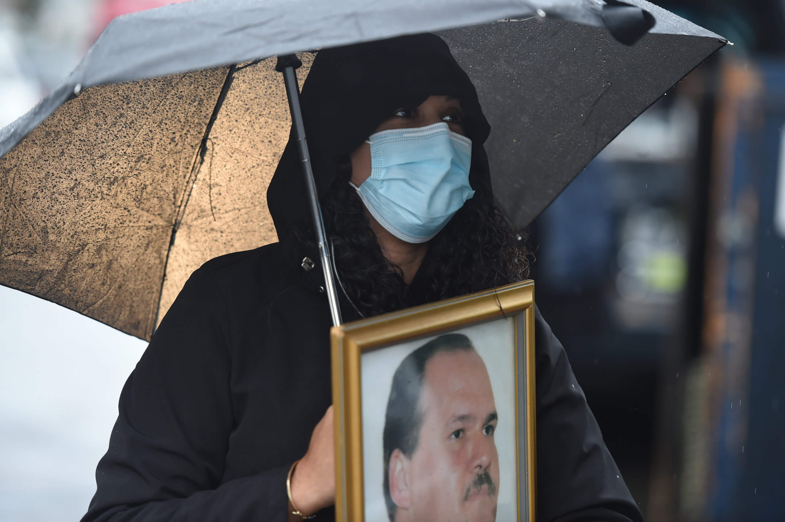 Pain continues in Rockaway 19 years after American Airlines Flight 587 crash 9