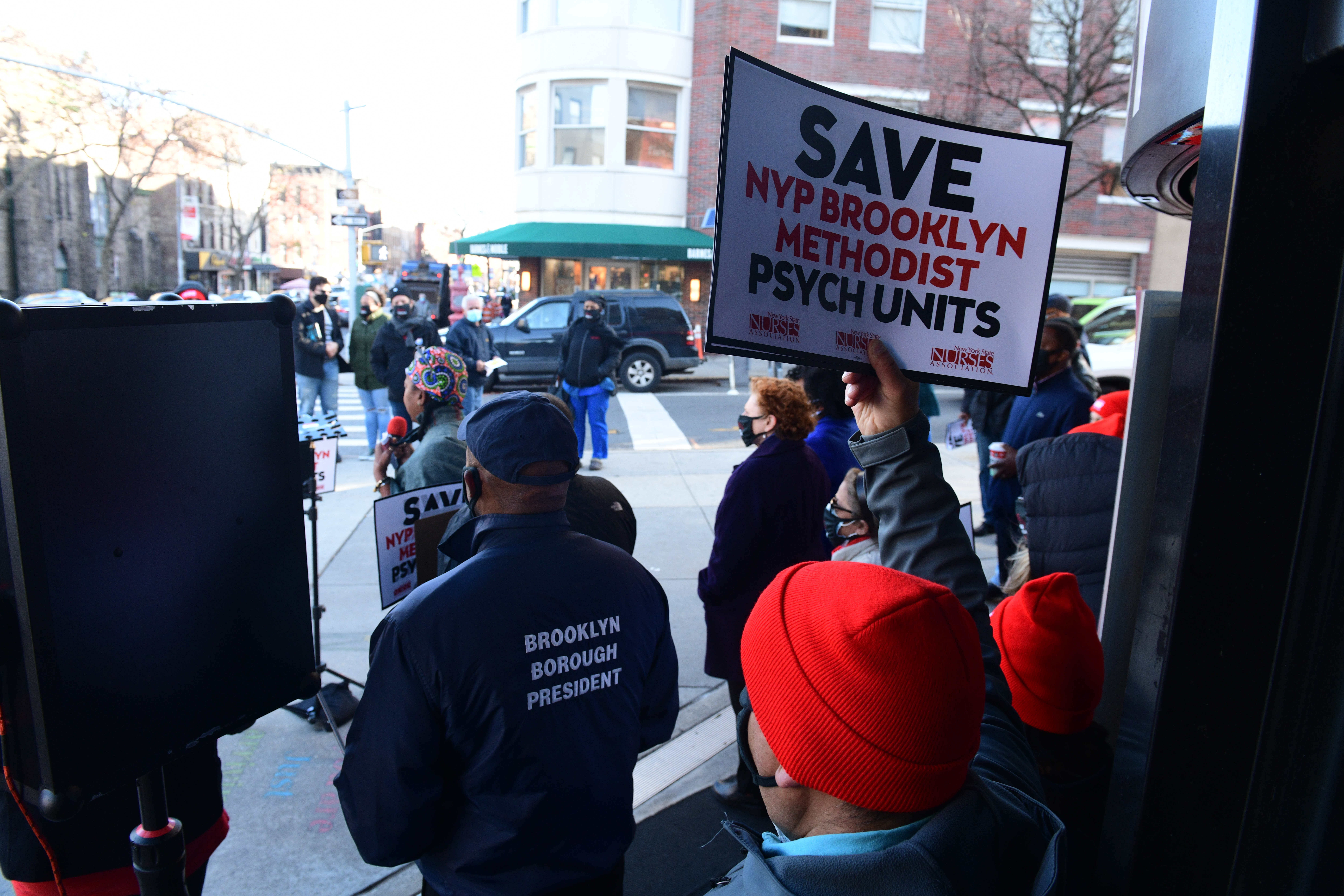 Nurses push NewYork-Presbyterian to restore psychiatric services at Brooklyn Methodist Hospital 6