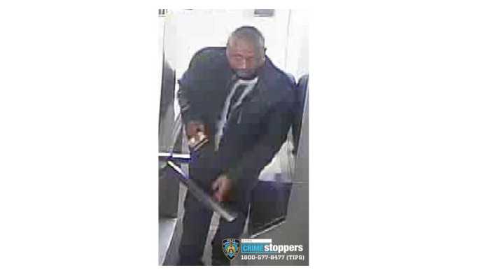 Greenwich Village bully slugs man repeatedly with his fist for his property: cops 3