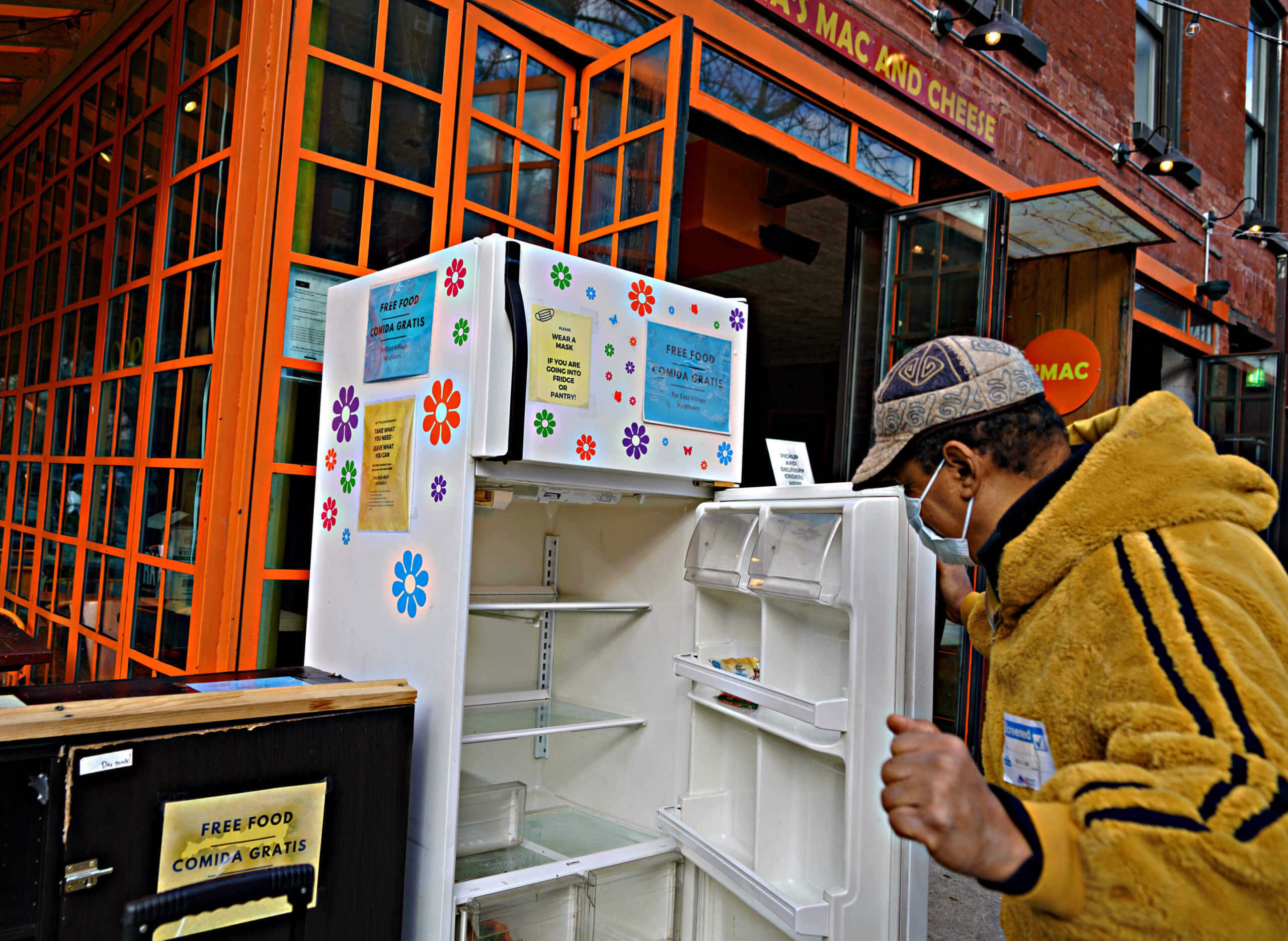 'Tis the season for giving: East Village gets community fridge to feed the hungry 2