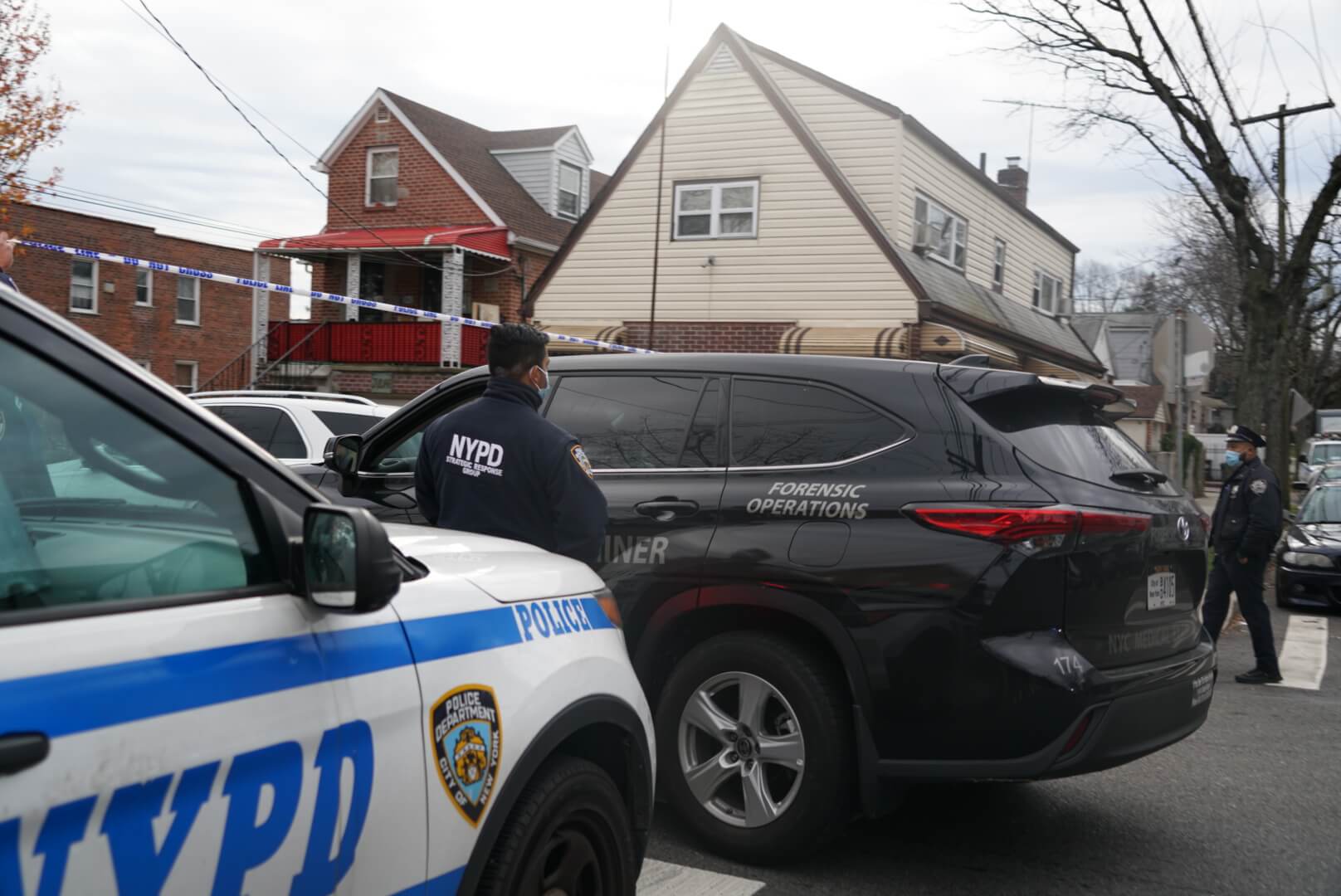 Two U.S. Marshals and police officer injured, suspect killed in Bronx shootout 6