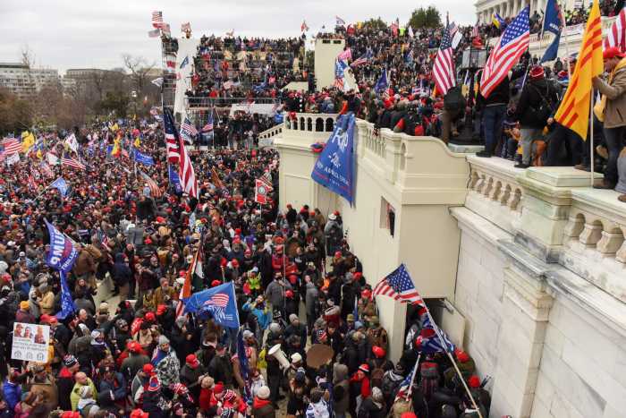 SEE IT: Angry Trump mob violates U.S. Capitol as nation looks on in horror 3