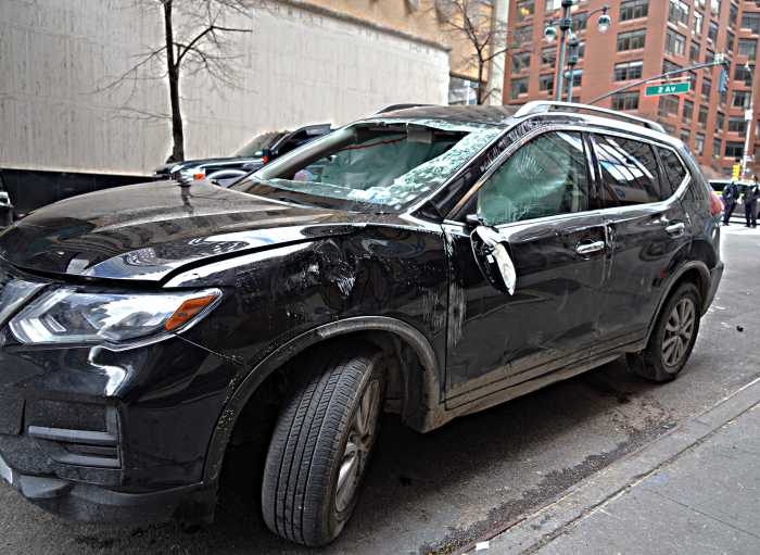 Car overturned following collision in midtown Manhattan 3